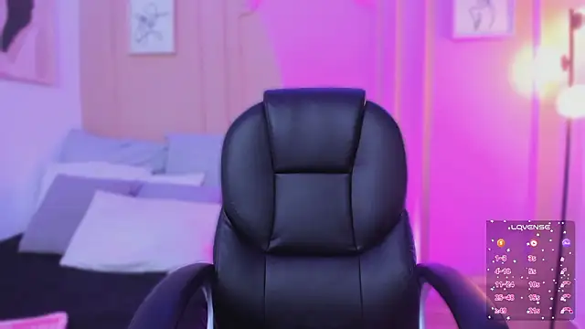 lucy neil online show from February 3, 2026, 7:24 am