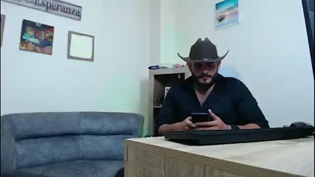 cowboyht online show from May 7, 2026, 6:17 am