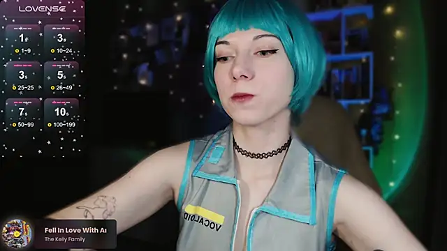 Snapshot of freya_sunny chatting on December 6, 2024, 7:26 am freya sunny online show from December 6, 2024, 7:26 am