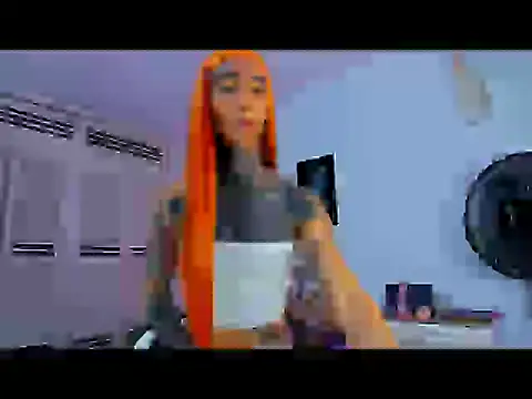 Snapshot of drippyorlovee chatting on February 7, 2026, 3:42 pm drippyorlovee online show from February 7, 2026, 3:42 pm