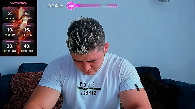 Snapshot of Leonsmoron chatting on February 24, 2025, 4:58 pm Leonsmoron online show from February 24, 2025, 4:58 pm