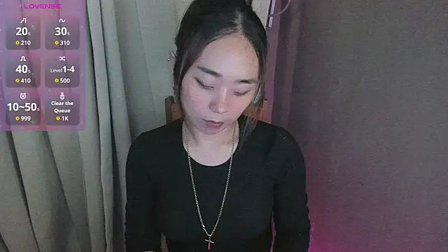 Snapshot of MissAyaCollins chatting on November 9, 2025, 5:44 am MissAyaCollins online show from November 9, 2025, 5:44 am