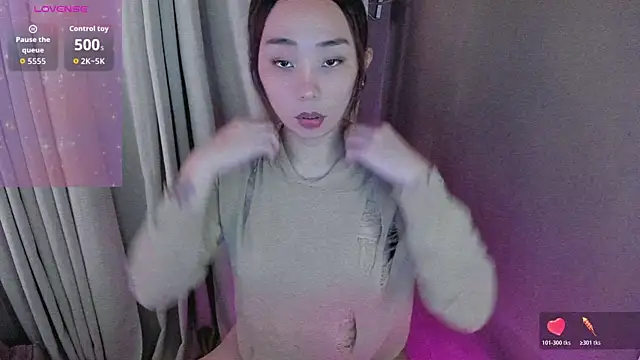 Snapshot of MissAyaCollins chatting on November 8, 2025, 12:14 am MissAyaCollins online show from November 8, 2025, 12:14 am