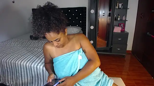 BellaKarla online show from September 16, 2025, 8:54 pm