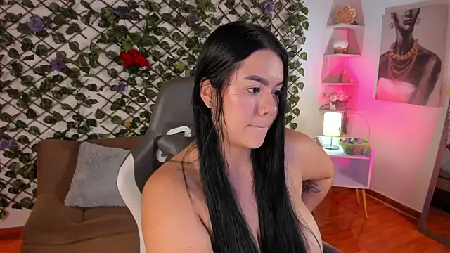 Snapshot of annie_barozzi chatting on March 21, 2025, 1:45 pm annie barozzi online show from March 21, 2025, 1:45 pm