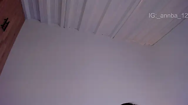 annie barozzi online show from February 16, 2026, 1:37 am