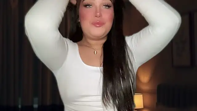 MissCataleyaxxx online show from November 4, 2025, 11:52 pm