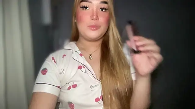 Snapshot of MissCataleyaxxx chatting on October 23, 2025, 11:53 am MissCataleyaxxx online show from October 23, 2025, 11:53 am