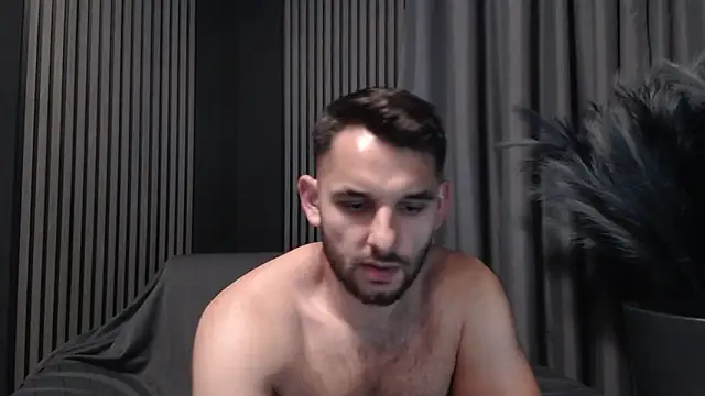 Antoniodiamond online show from September 23, 2025, 7:32 pm