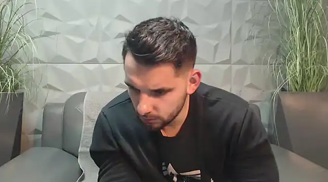 Antoniodiamond online show from January 29, 2025, 8:14 pm