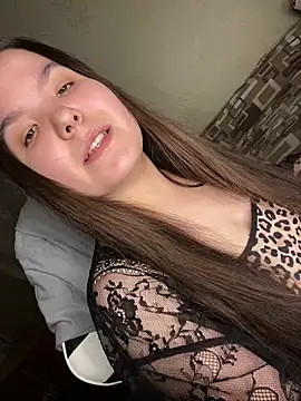 Snapshot of Var_Kiss chatting on November 29, 2025, 2:06 pm Var Kiss online show from November 29, 2025, 2:06 pm