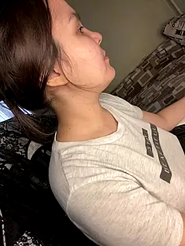 Snapshot of Var_Kiss chatting on December 2, 2025, 6:15 am Var Kiss online show from December 2, 2025, 6:15 am