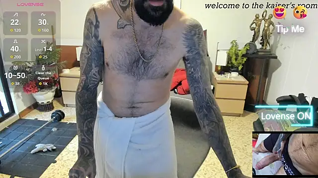 kaiser679  online show from April 13, 2026, 9:30 pm