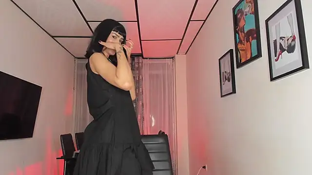 thebestass19 online show from November 29, 2025, 4:34 am