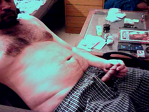 aksxi1 online show from November 21, 2025, 1:43 pm