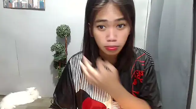 pinay sofia online show from March 17, 2025, 1:35 am