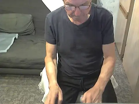 Snapshot of kiam471 chatting on November 25, 2025, 9:59 pm kiam471 online show from November 25, 2025, 9:59 pm