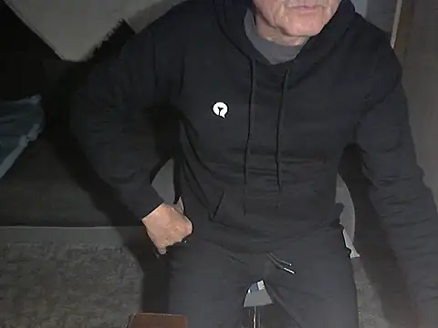 Snapshot of kiam471 chatting on November 5, 2025, 6:55 pm kiam471 online show from November 5, 2025, 6:55 pm