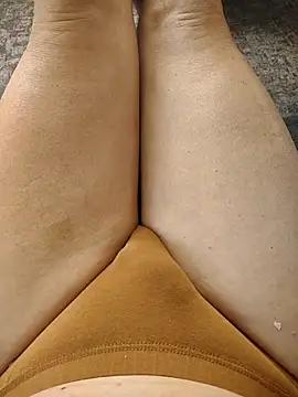 Snapshot of kiam471 chatting on November 7, 2025, 1:15 pm kiam471 online show from November 7, 2025, 1:15 pm