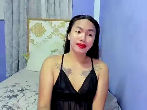 Snapshot of lady_kim_boner chatting on November 2, 2025, 11:21 pm lady kim boner online show from November 2, 2025, 11:21 pm