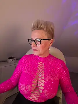 German Milf online show from February 5, 2026, 1:51 pm