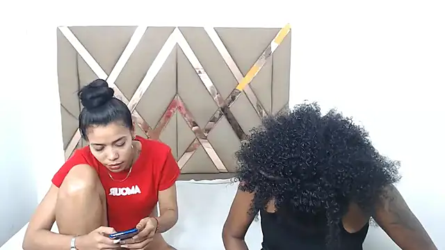 lizeth keilyn online show from March 28, 2026, 2:51 pm