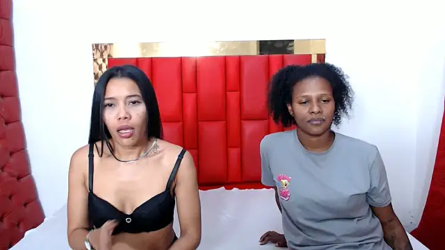 lizeth keilyn online show from October 6, 2025, 3:13 pm