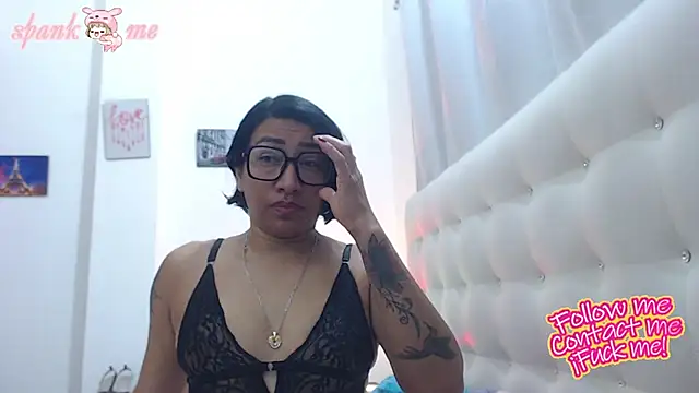 hornywife  online show from September 12, 2025, 7:02 pm