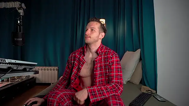 VIktorSecret online show from February 18, 2026, 3:48 am