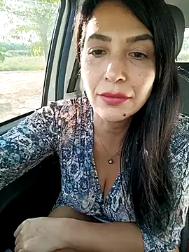 Snapshot of Cataleya80 chatting on September 30, 2025, 4:02 pm Cataleya80 online show from September 30, 2025, 4:02 pm