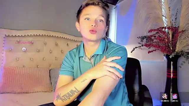 Snapshot of Tim_wolf chatting on September 16, 2025, 5:47 pm Tim wolf online show from September 16, 2025, 5:47 pm