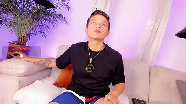 Snapshot of Tim_wolf chatting on February 13, 2026, 2:06 pm Tim wolf online show from February 13, 2026, 2:06 pm