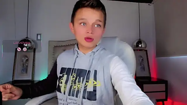 Snapshot of Tim_wolf chatting on November 26, 2025, 10:10 pm Tim wolf online show from November 26, 2025, 10:10 pm