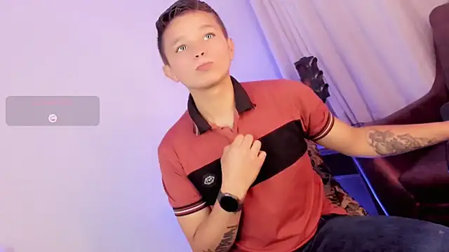 Snapshot of Tim_wolf chatting on December 18, 2025, 7:40 pm Tim wolf online show from December 18, 2025, 7:40 pm