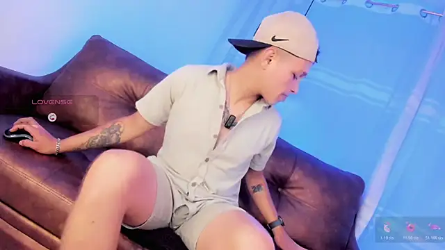 Snapshot of Tim_wolf chatting on January 10, 2026, 3:40 pm Tim wolf online show from January 10, 2026, 3:40 pm