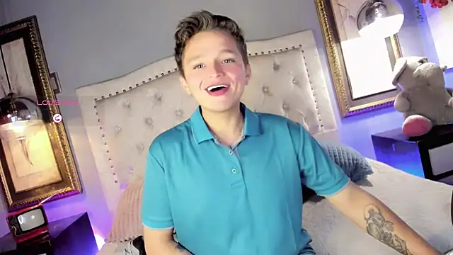 Snapshot of Tim_wolf chatting on September 17, 2025, 5:53 am Tim wolf online show from September 17, 2025, 5:53 am