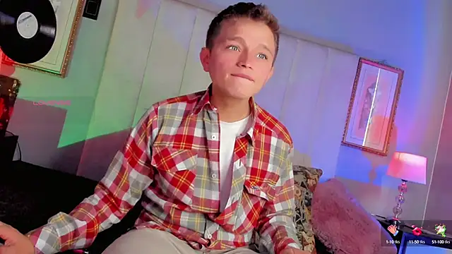 Snapshot of Tim_wolf chatting on October 12, 2025, 4:08 pm Tim wolf online show from October 12, 2025, 4:08 pm