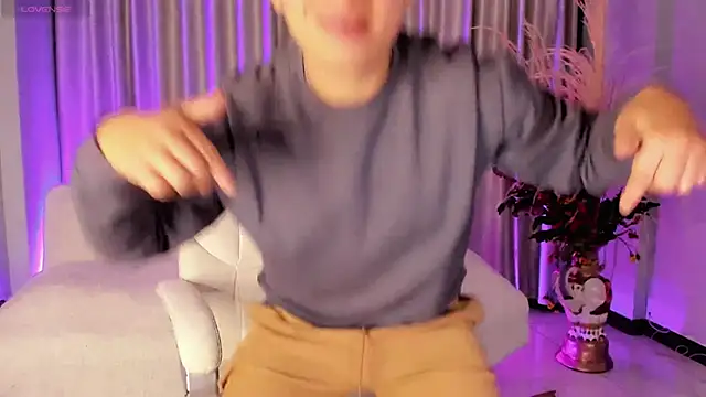 Snapshot of Tim_wolf chatting on March 22, 2025, 7:15 am Tim wolf online show from March 22, 2025, 7:15 am