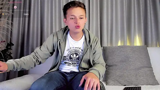 Snapshot of Tim_wolf chatting on March 18, 2025, 11:44 am Tim wolf online show from March 18, 2025, 11:44 am