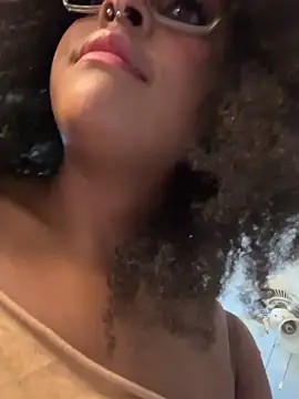 N1NT3NDH03 online show from April 7, 2026, 12:23 am