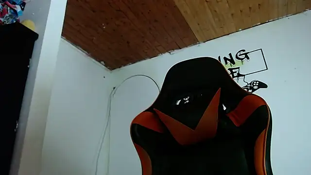 Snapshot of Adam_Hudsond chatting on January 31, 2025, 2:15 am Adam Hudsond online show from January 31, 2025, 2:15 am