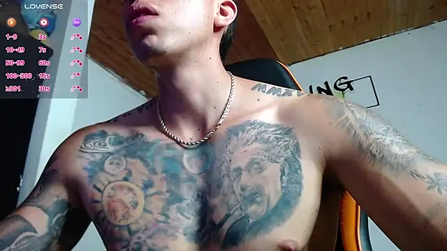 Snapshot of Adam_Hudsond chatting on January 30, 2025, 11:13 pm Adam Hudsond online show from January 30, 2025, 11:13 pm