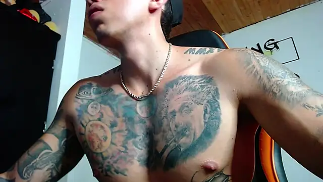 Snapshot of Adam_Hudsond chatting on January 23, 2025, 9:50 pm Adam Hudsond online show from January 23, 2025, 9:50 pm