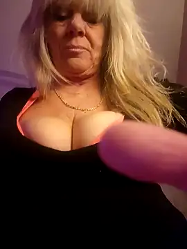 Snapshot of IMS_BHAVEN chatting on January 25, 2025, 11:13 am IMS BHAVEN online show from January 25, 2025, 11:13 am