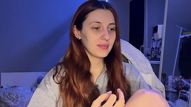 Uniarten online show from April 12, 2026, 6:22 pm