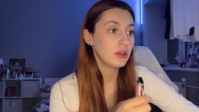 Uniarten online show from November 1, 2025, 7:30 pm