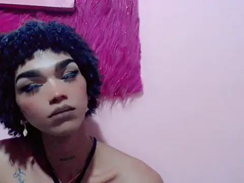 nickyminach  online show from January 13, 2026, 12:15 am