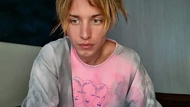 Snapshot of Cryptikov chatting on July 8, 2026, 11:00 am Cryptikov online show from July 8, 2026, 11:00 am