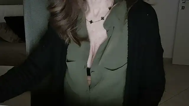 Snapshot of amara_2022 chatting on January 6, 2025, 4:13 pm amara 2022 online show from January 6, 2025, 4:13 pm