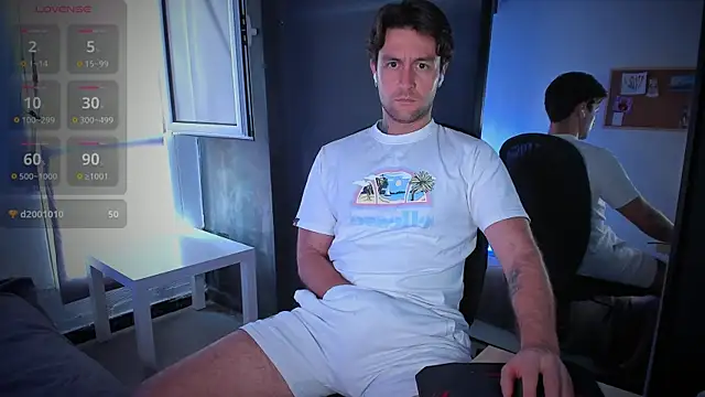 Snapshot of HonestAndrew chatting on October 29, 2025, 2:16 pm HonestAndrew online show from October 29, 2025, 2:16 pm